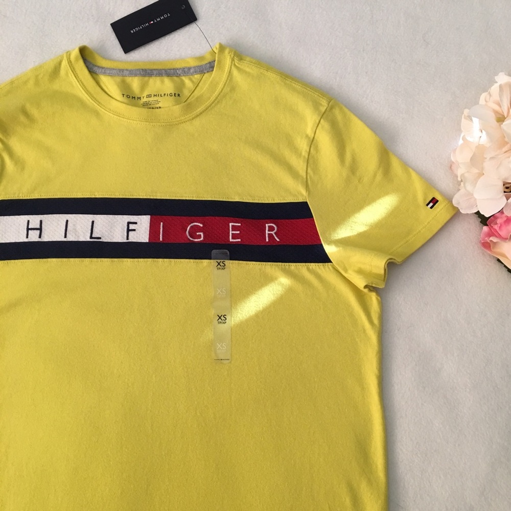 Tommy Hilfiger spell-out T-shirt